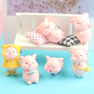 Internet celebrity cartoon three-dimensional pig toy doll DIY cream glue mobile phone case micro landscape shooting prop materials
