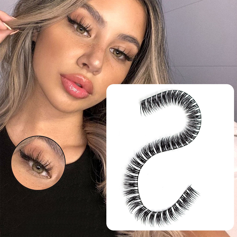 Simple Style Solid Color Artificial Fiber False Eyelashes 1 Piece display picture 1