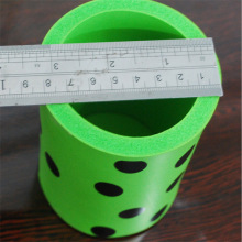 热销环保NBR橡塑橡胶海绵可乐杯啤酒杯套 表面热转印logo价格优惠