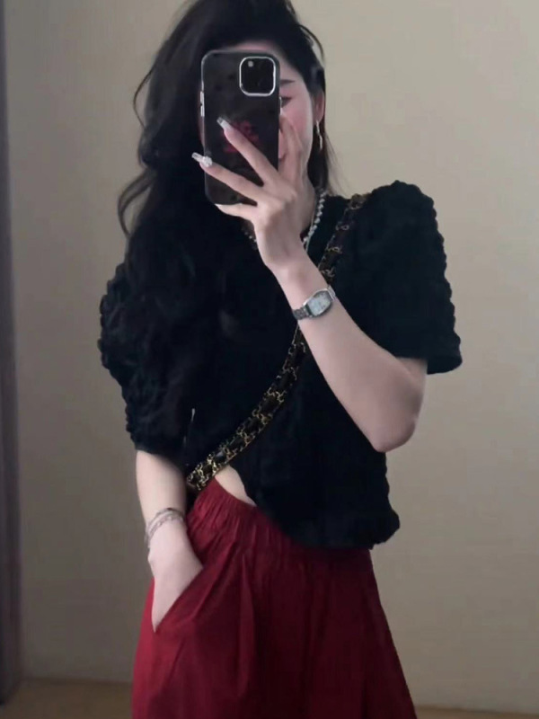ヨーロッパ半袖シフォンシャツ女性の新しい夏のデザインニッチプリーツショートパフスリーブシフォントップ|undefined