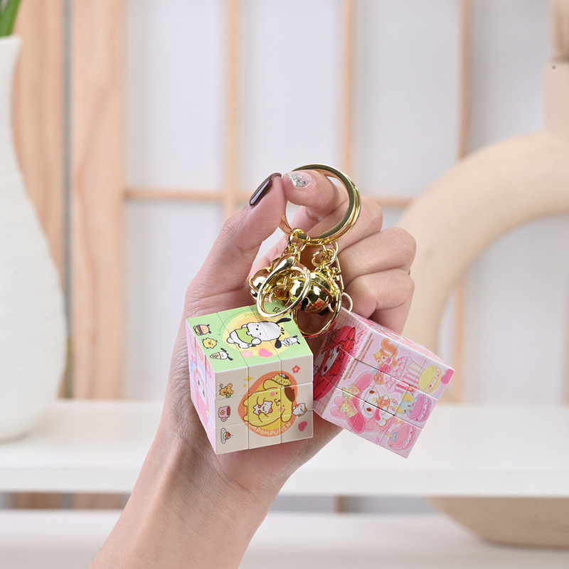 漫画 Sanliou ルービックキューブクリエイティブキーホルダー卸売クロミバッグペンダント人形かわいいキーチェーンギフト|undefined