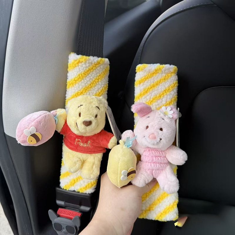 Funda Protectora de Hombro para Cinturón de Auto de Peluche Decorativa con Dibujos Animados