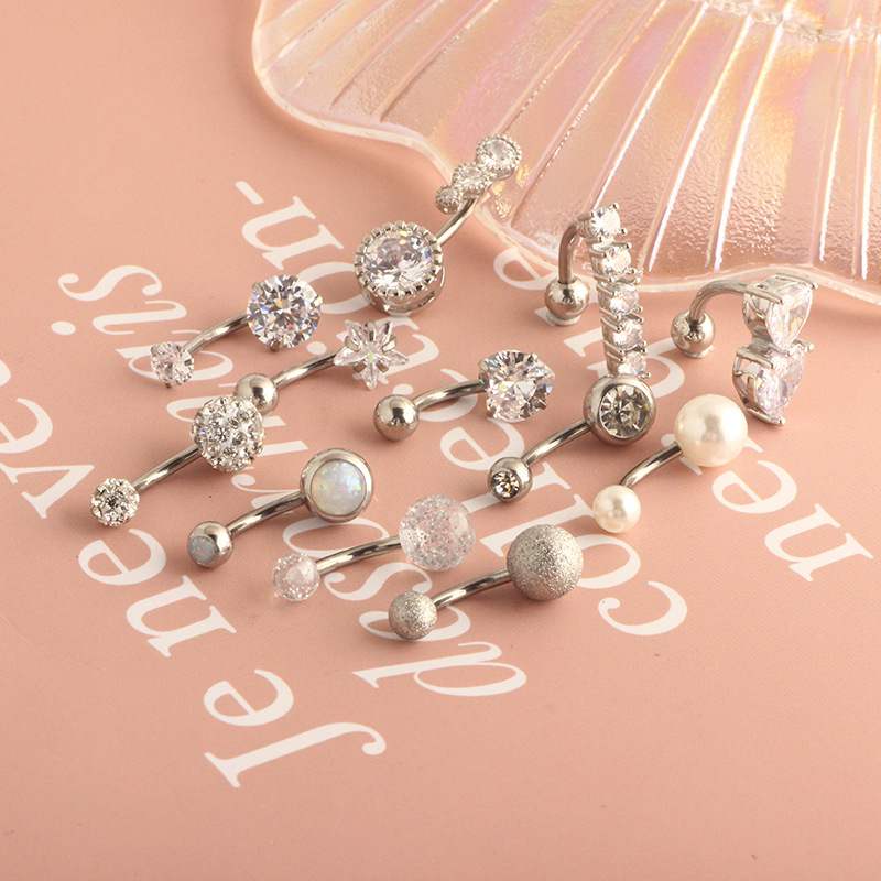 Silver pointed spike labret stud material detail