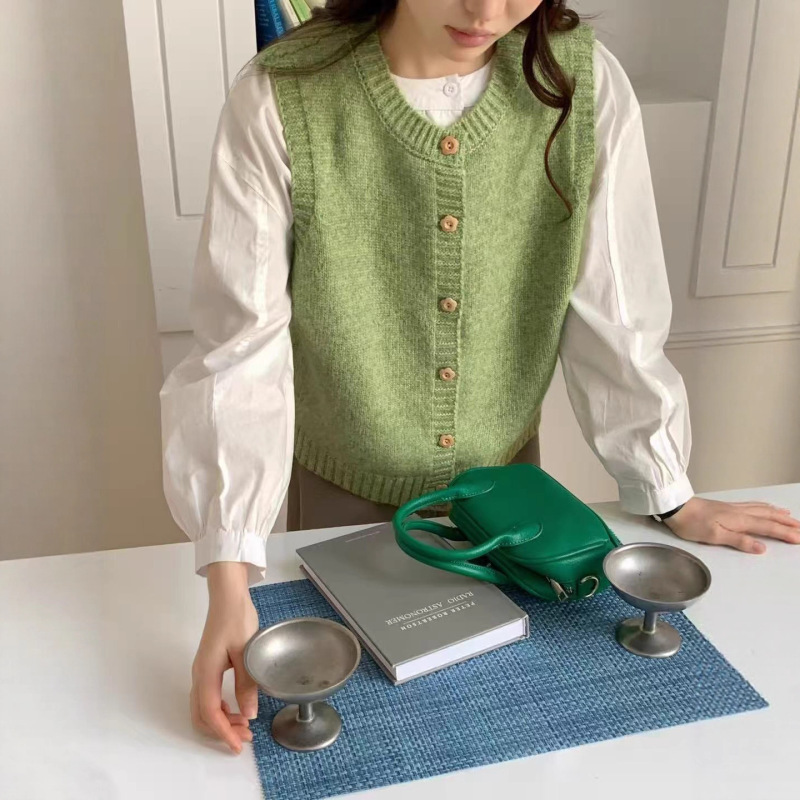2026 Autumn and Winter New Stylish Candy-Colored Knitted Cardigan Round Neck Versatile Vest Sweater for Women 2026 Autumn and Winter New Stylish Candy-Colored Knitted Cardigan Round Neck Versatile Vest Sweater for Women