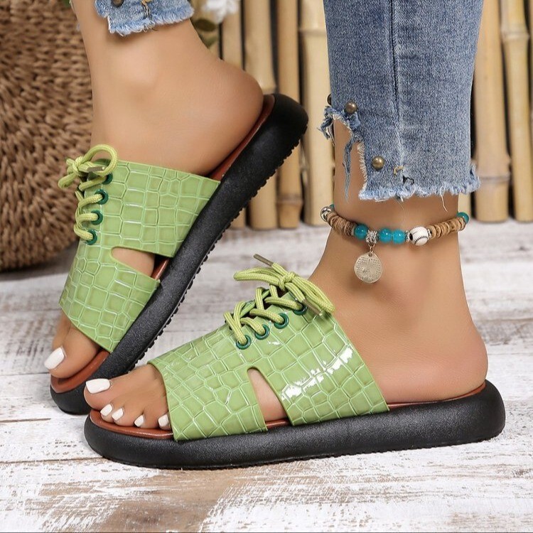 2024 Summer New Amazon Crocodile Pattern Retro Lace-up Roman Sandals Women's Flat Fish-mouth Women's Beach Sandals