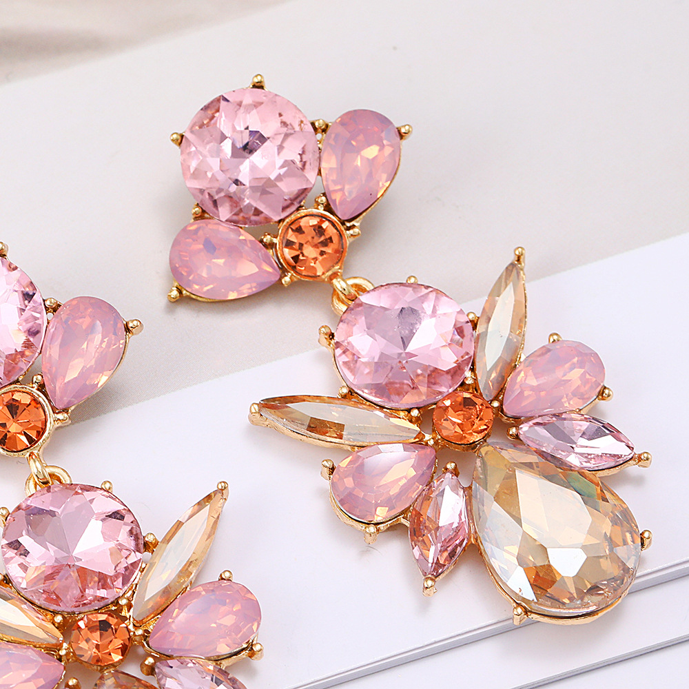 1 Pair Quantity Wedding, Banquet Occasion Rhinestone Material Flower Pattern Retro Ethnic Style Flower Rhinestone Inlay Artificial Gemstones Women's Drop Earrings