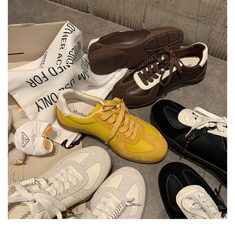 Giày sneaker nữ da bò phối màu mũi tròn dây buộc tăng chiều cao — Màu trắng nhạt, màu sô cô la, màu vàng, màu đen chi tiết 40