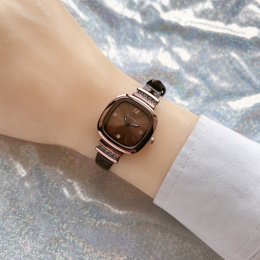 Pu Strap Material Retro Fashion Korean Style Color Block Buckle Pu Strap Quartz Watch