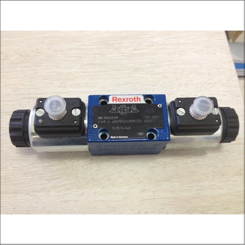 力士乐液压方向阀R901235379 4WE6J62/EG24N9K72L1电磁换向阀
