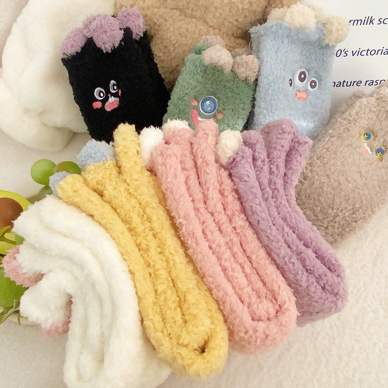 Cartoon cute coral velvet socks women's mid-calf length socks fleece-lined thickened winter furry warm home sleep stockings Cartoon cute coral velvet socks women's mid-calf length socks fleece-lined thickened winter furry warm home sleep stockings