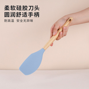 Kitchen Supplies Bamboo Handle Scraper Mixing Cream Butter Spatula High Temperature Resistant Environmentally Friendly Silicone Large Baking Scraper