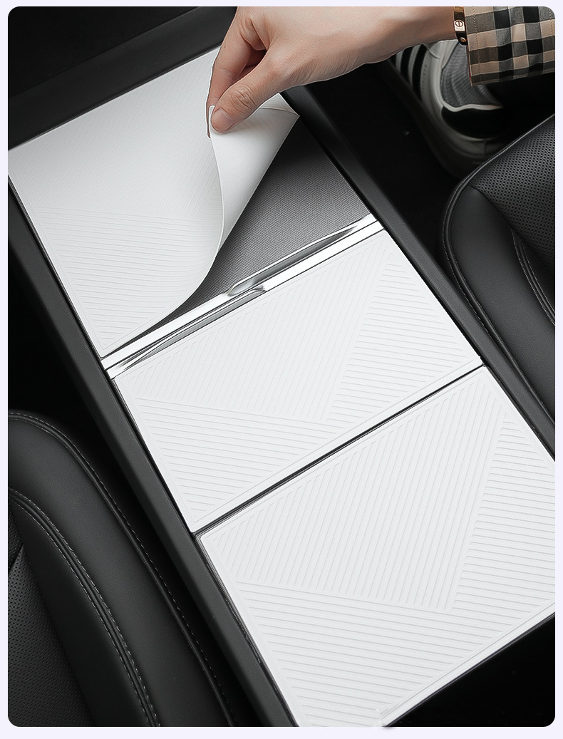 Suitable for Tesla's New Version of Model Y/3 Central Control Silicone Pad, Electrostatic Adsorption Panel Sticker, Decorative Accessories for Car Use
