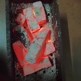 木炭;烧烤炭;温室、大棚