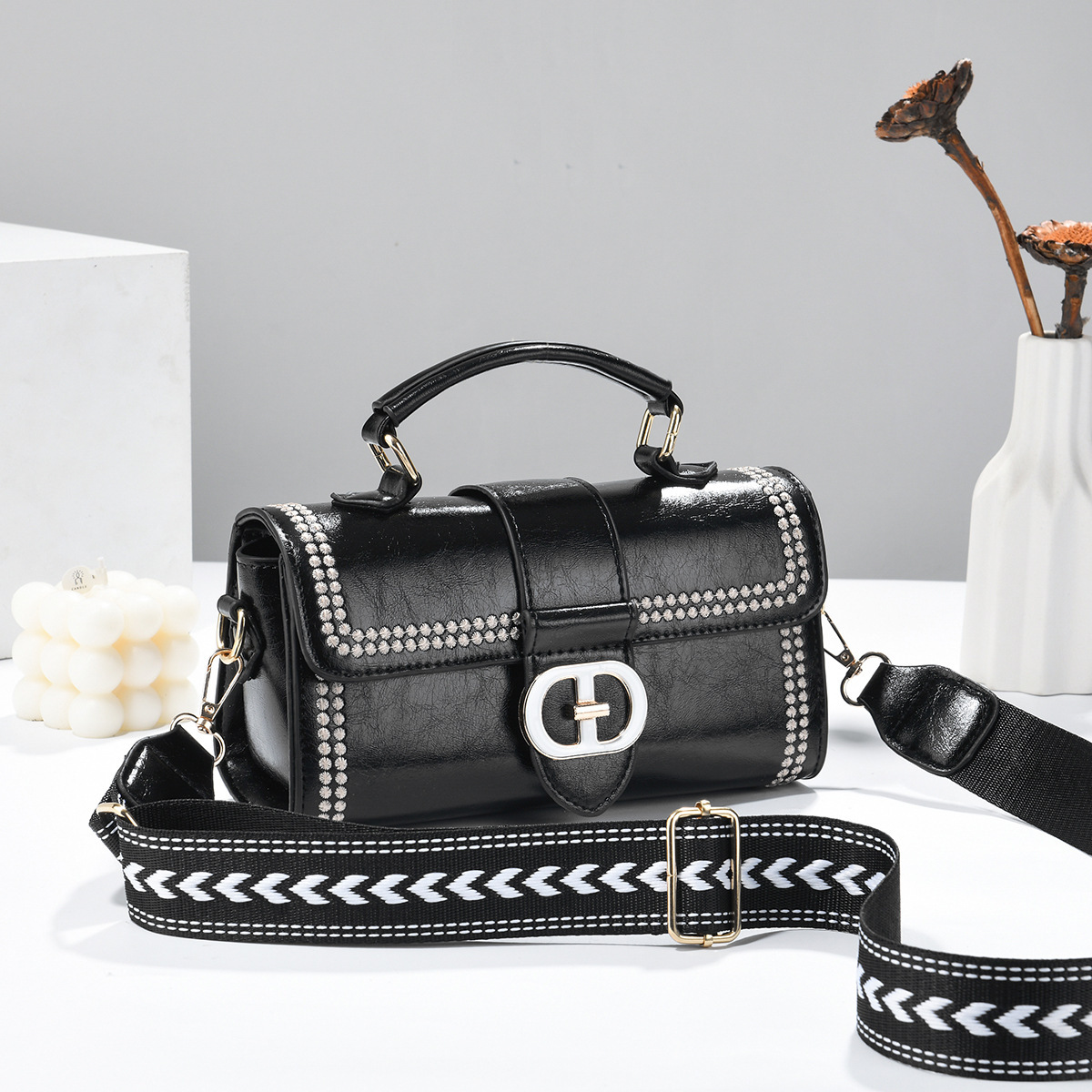 Lujo ligero retrógrado bolso de diamante 2026 nuevo bolso de hombro amplio bolso de mujer al por mayor