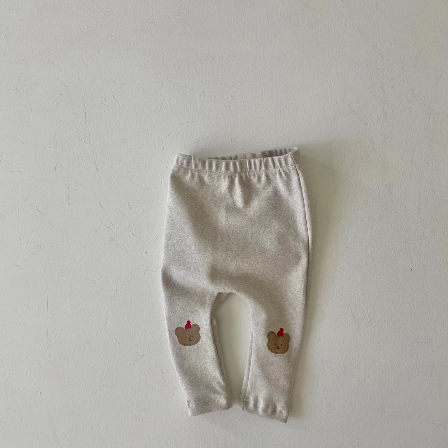 23 primavera y otoño niños y niñas bebé algodón suave cómodo lindo dibujos animados grandes PP leggings pantalones de los niños