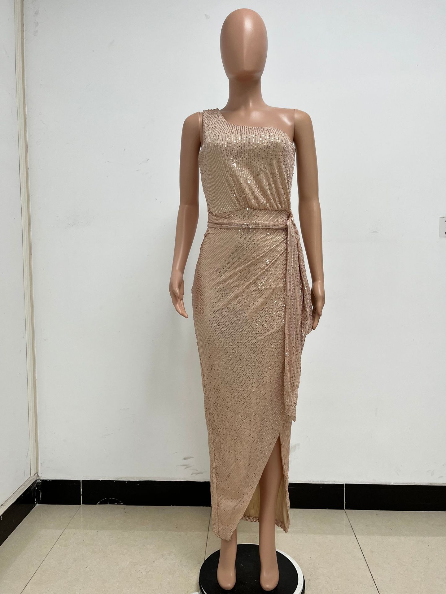 357g Weight Maxi Long Dress Dress Length Type Sleeveless Sleeve Length Sheath Dress Dresses Type Spandex, Polyester Fabric Type High Waist Waist Line Holiday, Daily Occasion Oblique collar Neckline Slim Fit Type Solid Color Pattern Summer Season Women's Gender Elegant, Sexy Style Wholesale Women's Elegant Sexy Solid Color Holiday Daily Oblique Collar Sleeveless Sheath Dress 97