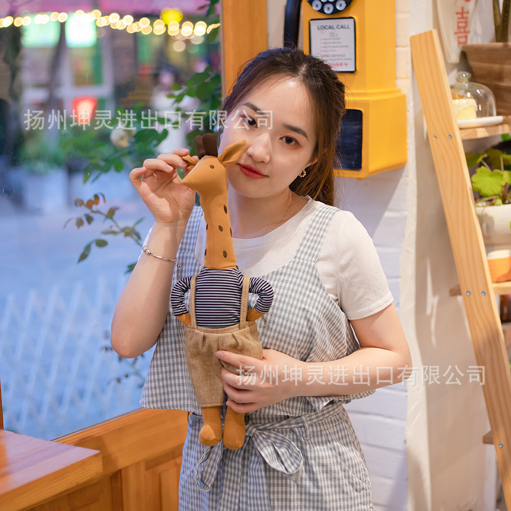 跨境北欧ins森林长颈鹿公仔棉麻布艺娃娃丹麦玩偶羊驼安抚玩具男