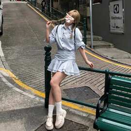 法式miu系学院风连衣裙子女夏装新款收腰蓝色条纹衬衫短裙套装女