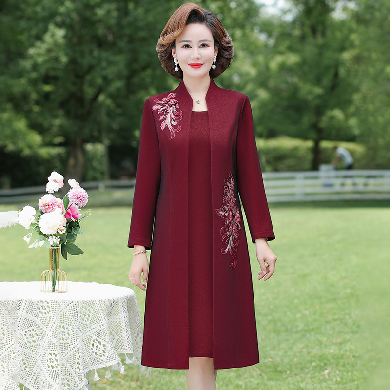 中高年太ったお母さんの秋服のワンピースはスカートの大きいサイズの婦人服の結婚式のお母さんのドレスの赤い春と秋を着ます。|undefined