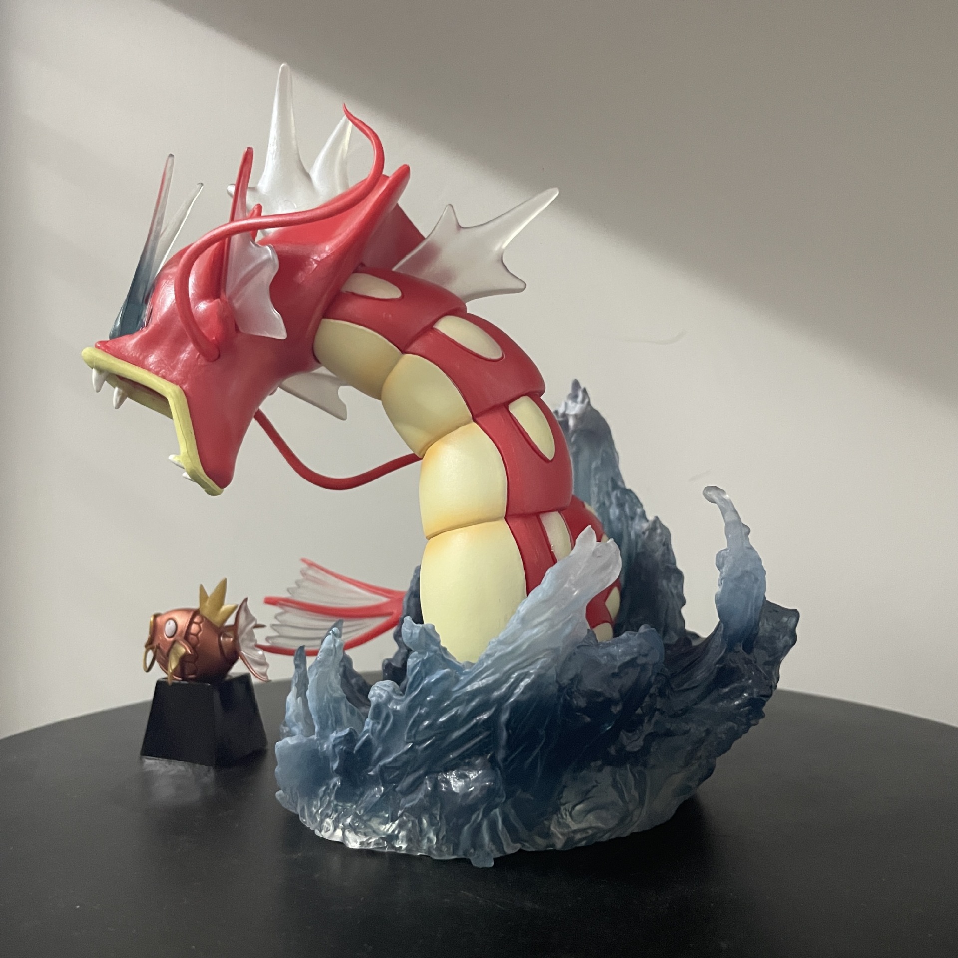 GK 잉어 드래곤 입 가방 괴물 물고기 잉어 킹 게임 주변 장식품 박스 핸드 헬드