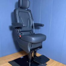 �����{����ΝO�������ȺӴ������{����κ�ɫ����