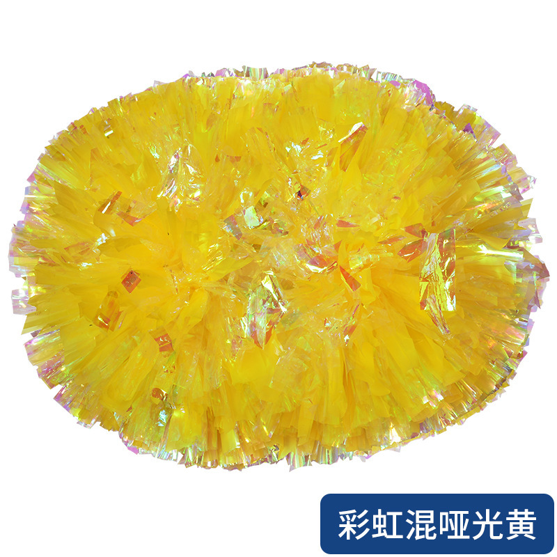 応援団応援団の手で花を振って踊ります。|undefined