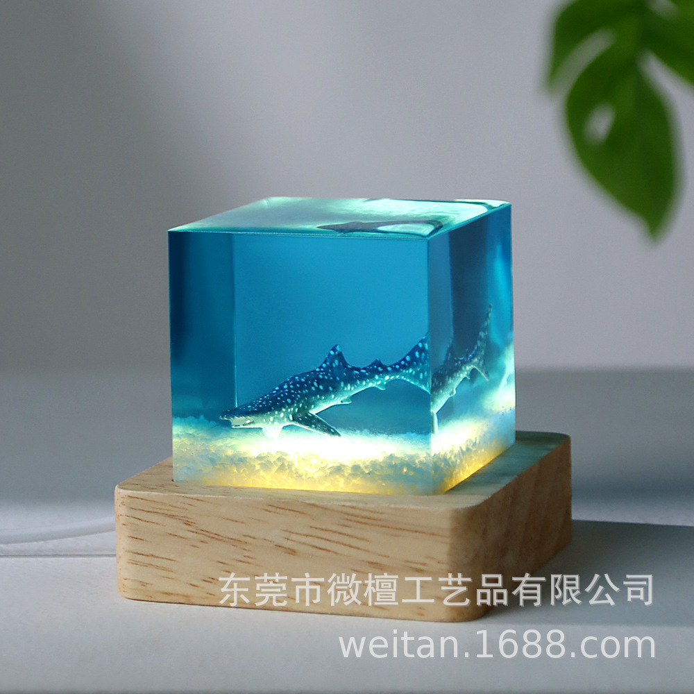 Creative Design Whale Ornaments Resin Nightlight Bedroom Birthday Gift 5cm Marine Luminous Crafts