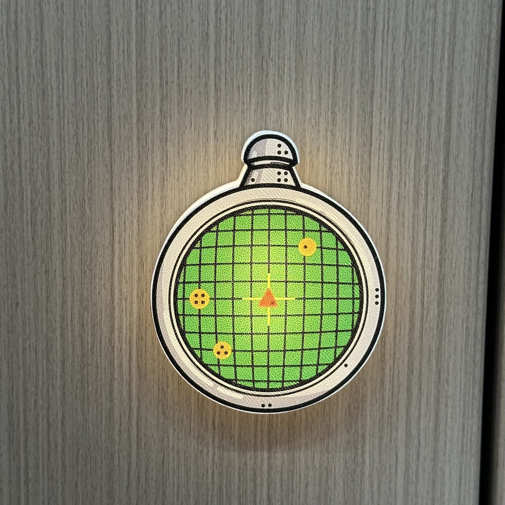 Los detectores de radar periféricos pueden producir sonido y luminosidad, el llavero está decorado.