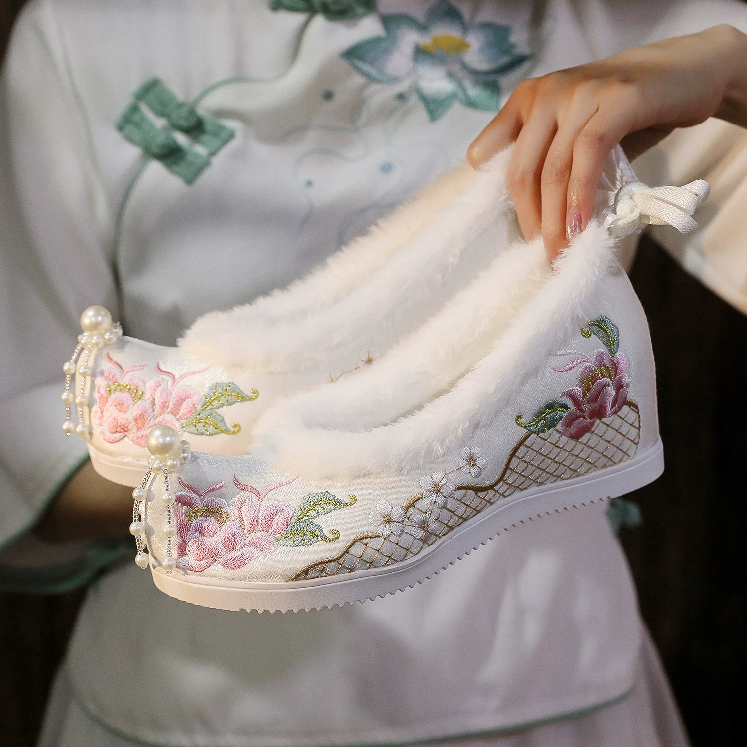 [Великолепная] новая обувь ханьфу для студенток в старинном стиле, Женская подходящая ханьфу, обувь в старинном стиле, увеличивающая внутренний рост, Han Element