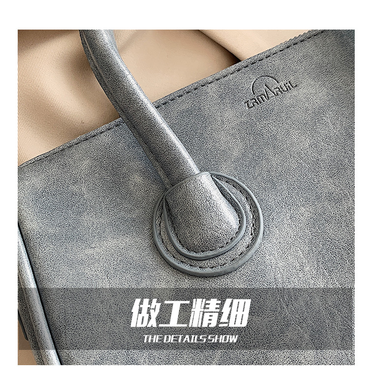 New Fashion Oil Wax Leather Shoulder Bag display picture 24