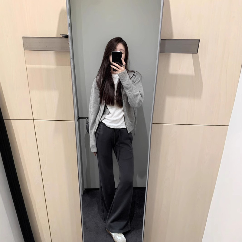 American Retro Zipper Long-Sleeve Knit Cardigan for Women 2026 Spring New Versatile Top Casual Pants Set American Retro Zipper Long-Sleeve Knit Cardigan for Women 2026 Spring New Versatile Top Casual Pants Set
