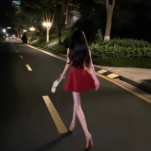 ���|�o���B��ȹŮ�ĸ߼���2026�tȹ�^��ǧ��ϵ����С��������ȹ��