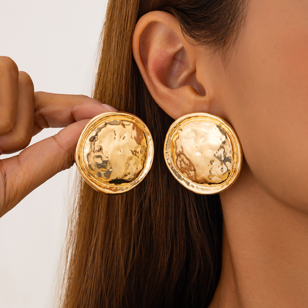 22g Weight Metal Ear Needle Material Drop Earrings, Ear Studs Classification 1 Pair Quantity Holiday, Street Occasion Metal Material Geometric, Heart Shape Pattern All Seasons Season Women's Gender Polished Finish Plating Design Retro, Classic Style Style 1 Pair Retro Classic Style Geometric Heart Shape Plating Metal Drop Earrings Ear Studs 71