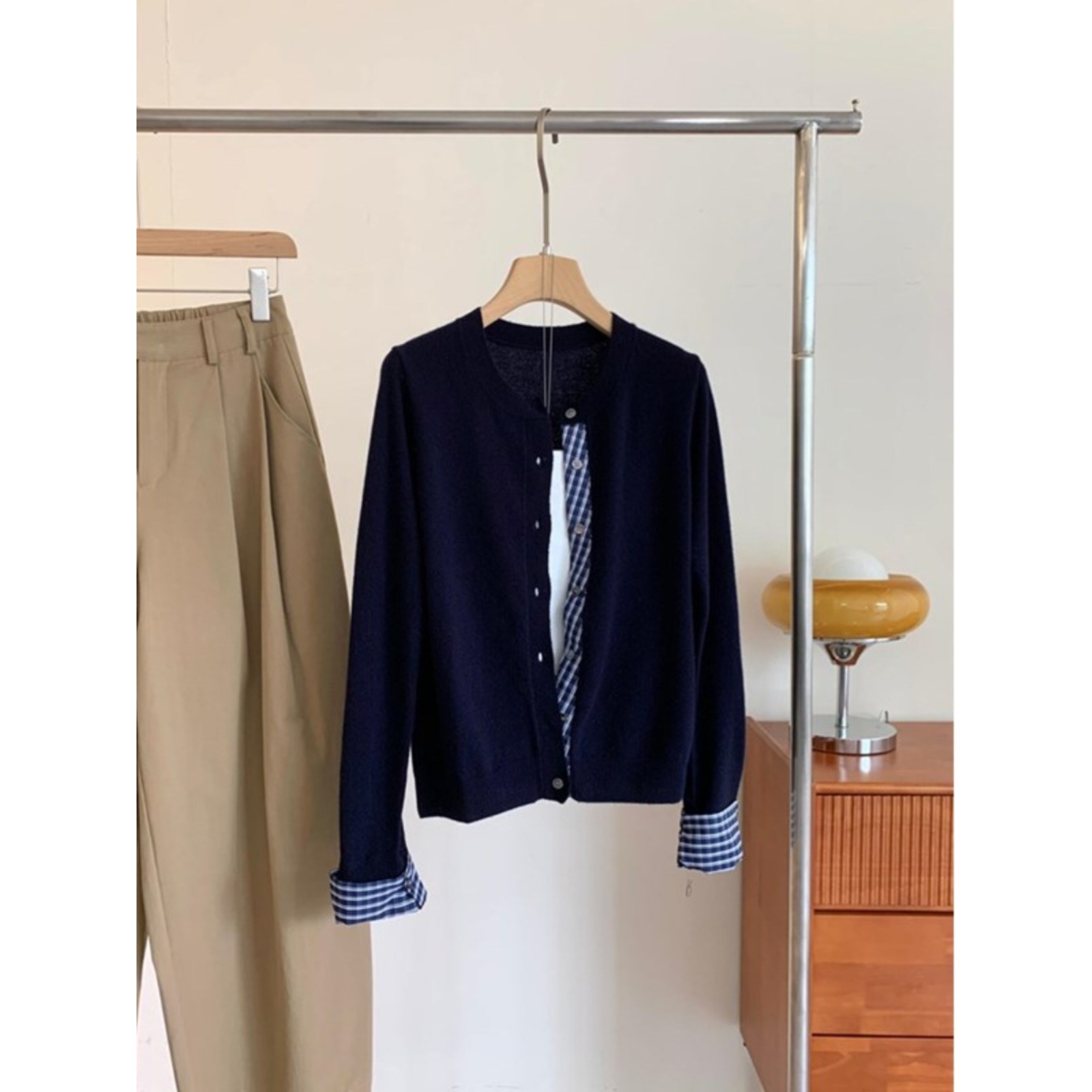 Beautiful Plaid Fake Two-Piece Knitted Cardigan for Women in Spring and Autum Ins Tea Break Versatile Single-Breasted Jacket Lazy Top