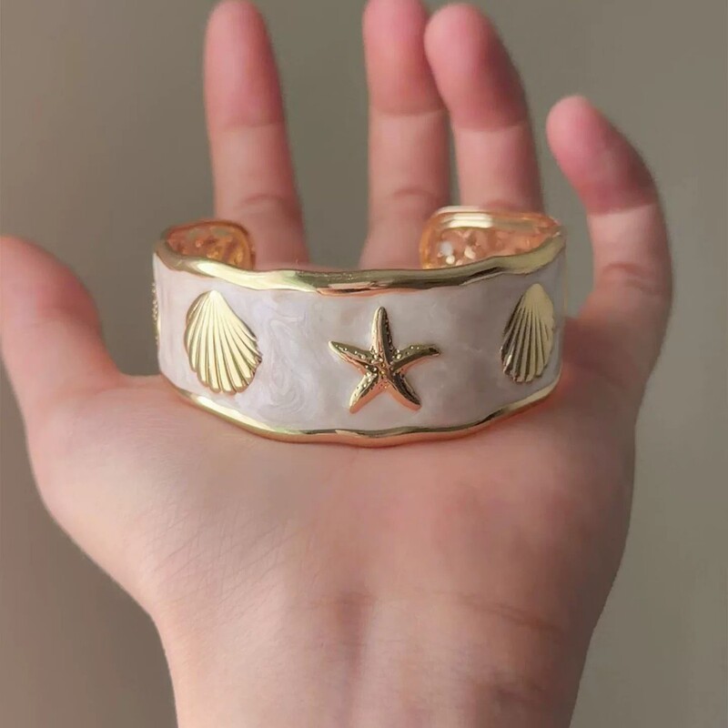 European and American fashion metal shell starfish open bracelet for women, bohemian holiday style, high-end bracelet jewelry European and American fashion metal shell starfish open bracelet for women, bohemian holiday style, high-end bracelet jewelry