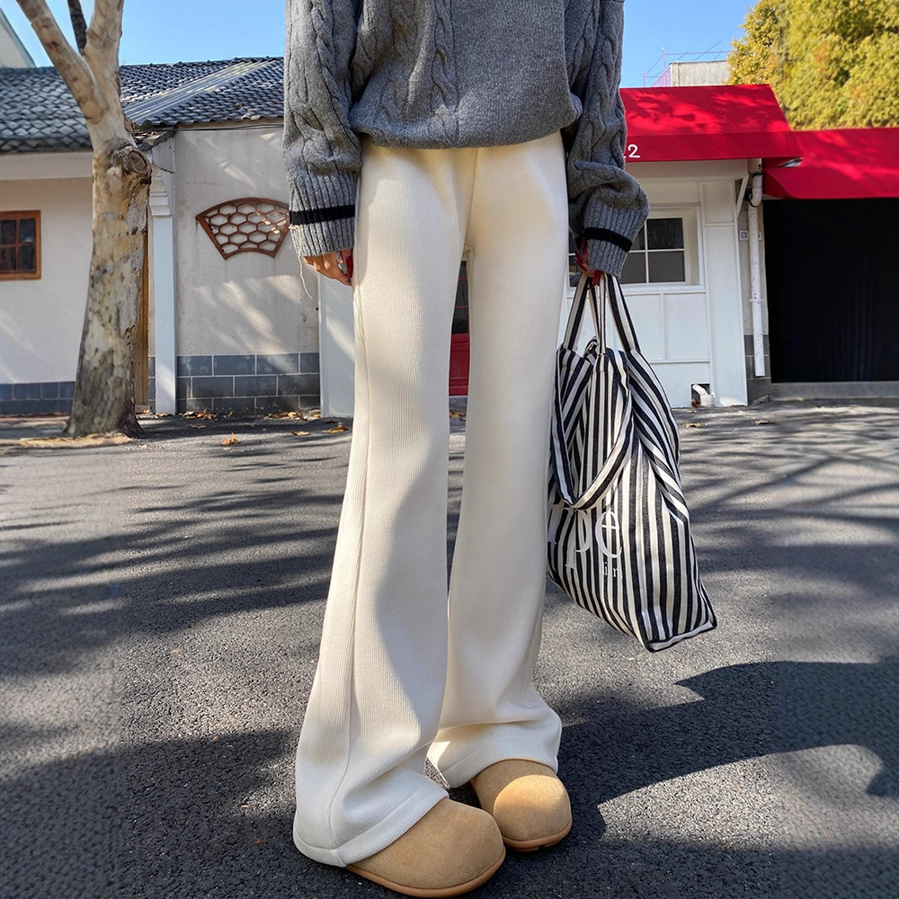 White Knitted Flared Pants for Women, 2025 Autumn and Winter Style, Fleece-Lined and Thickened, Casual Drape High-Waisted Slimming Flared Long Pants