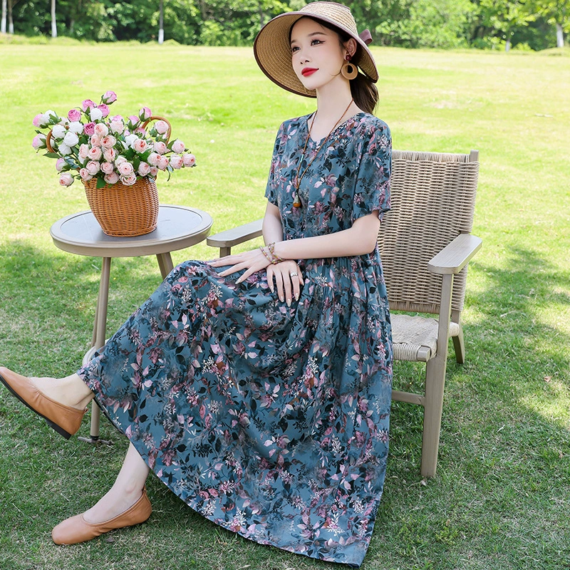 Летнее платье для мамы из хлопкового шелка с цветочным принтом, элегантное, длиной до колена, с круглым вырезом, длинной юбкой и завышенной талией, 2025 года.
