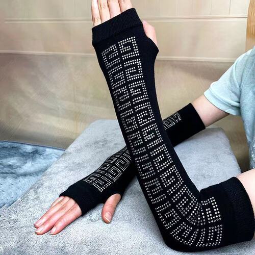 Sunscreen Sleeves Women's Arm Covers Autumn and Winter Long Bright Diamond Exposed Knitted Gloves Thickened Warm Winter Vacation Sleeves