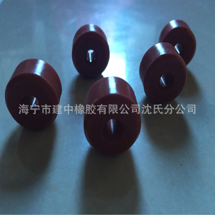 厂家订做灯泡圆排机配套橡胶制品 排气头橡胶粒