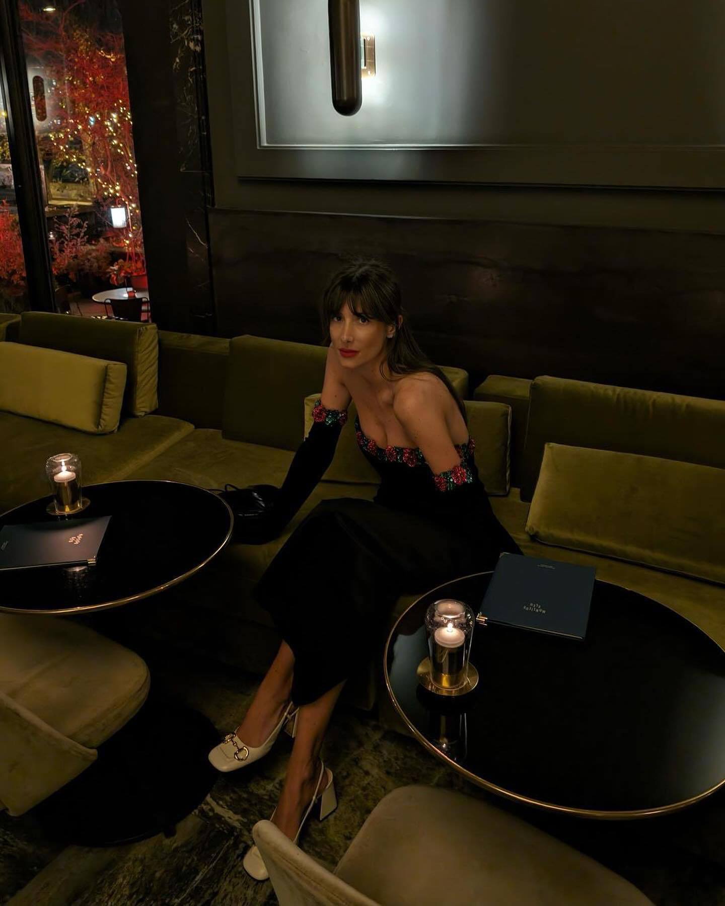 Women's Clothing Beaded Lace Decorated Velvet Skirt Dress Long Skirt with Gloves_voghion.com