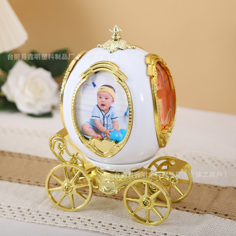 New Style Pumpkin Carriage Photo Frame, Fashionable Rotating Music Box, Royal Carriage Photo Frame, Girly Home Decor New Style Pumpkin Carriage Photo Frame, Fashionable Rotating Music Box, Royal Carriage Photo Frame, Girly Home Decor