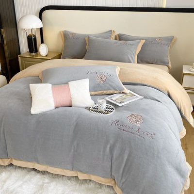 Four piece suit Bed cover winter thickening milk Fleece Coral sheet Plush keep warm Quilt cover Three