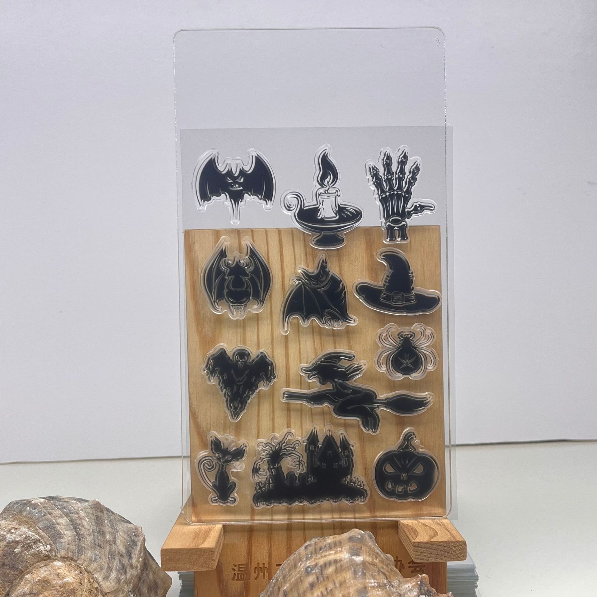 049819b599f2ff418640f6930b08ae