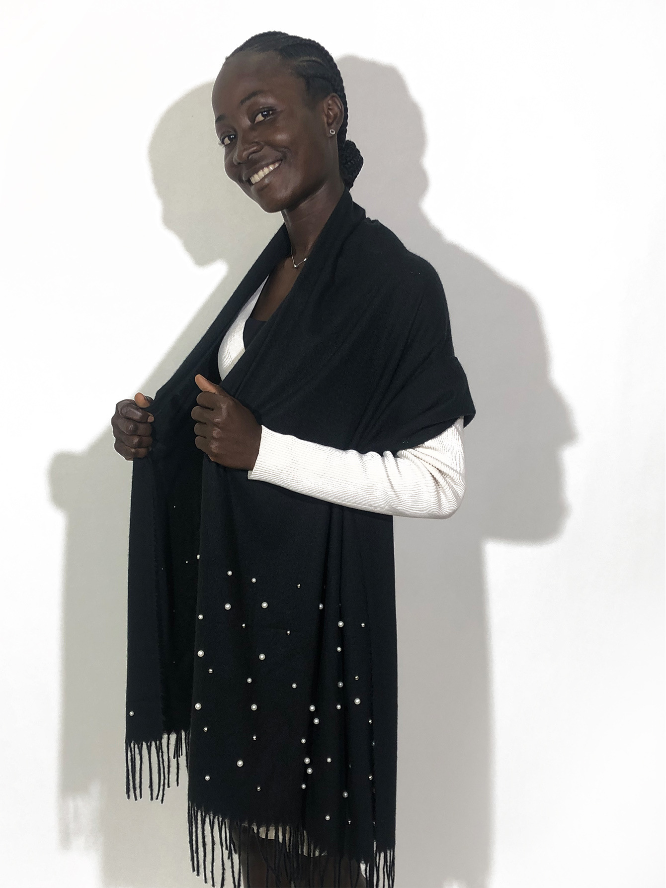 Vente chaude nouvelle automne et hiver couleur unie cheveux épineux clou perle châle en Europe et en Amérique, écharpe femme gland chaud épaissi_voghion.com