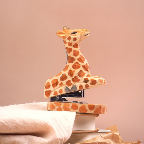 Wooden staplers animal mini cultural supplies creative stationery manufacturers wholesale staplers student staplers