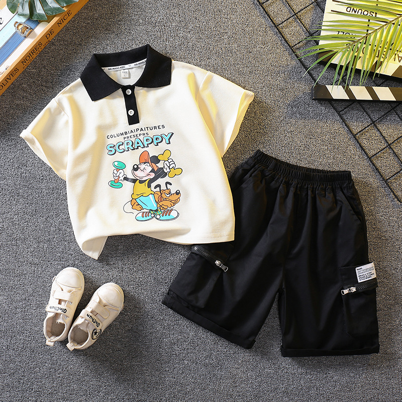5698 traje de niño 2025 nuevo verano fresco y guapo bebé verano dibujos animados polo manga corta de dos piezas verano para niños