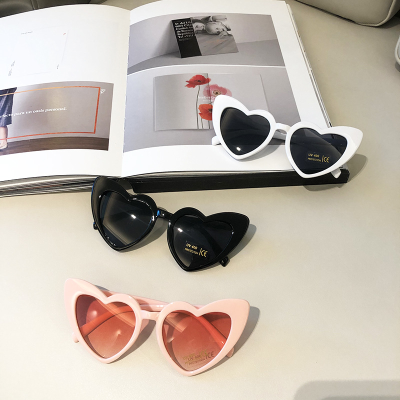 Wholesale Retro Heart-shaped Frame Children's Sunglasses Nihaojewelry display picture 3