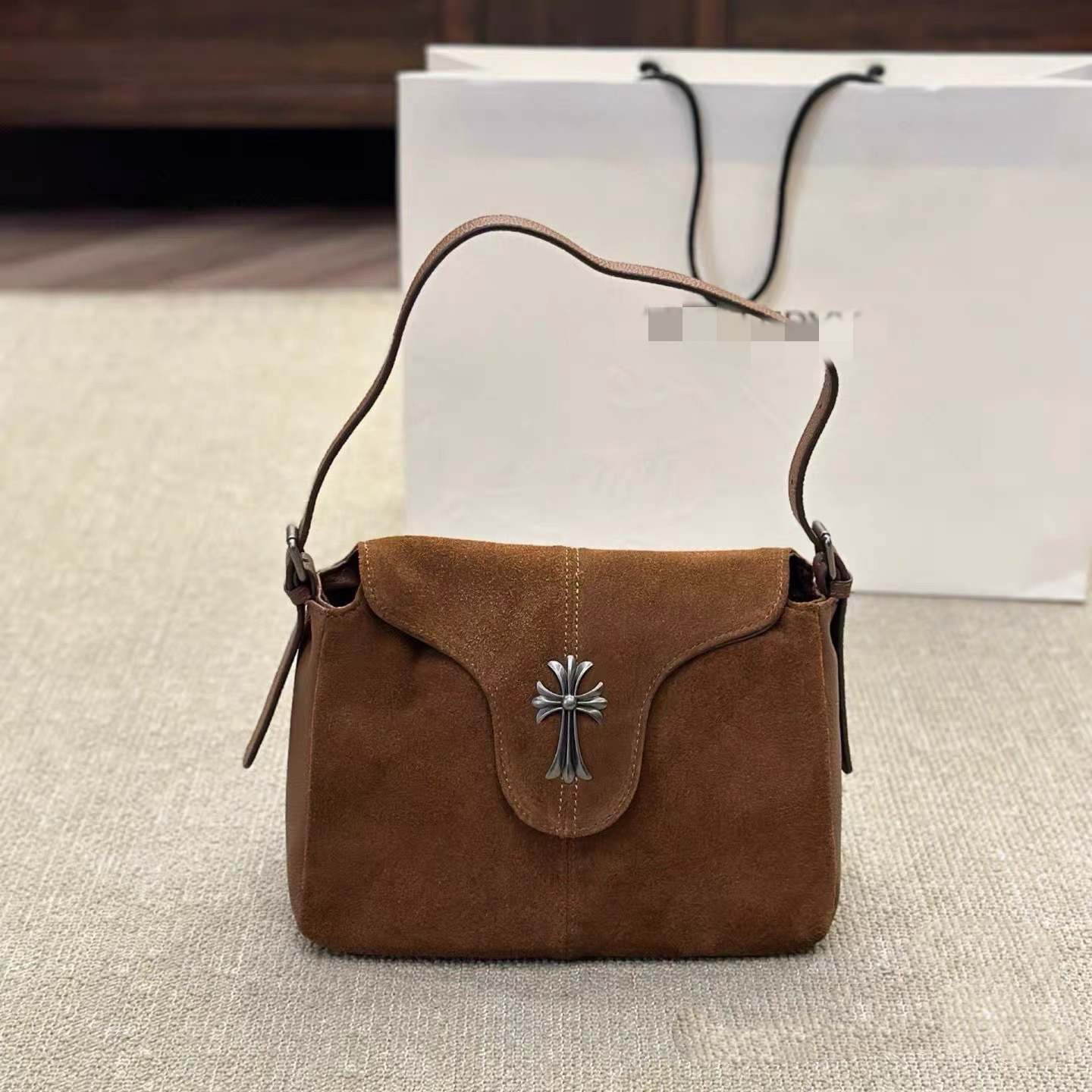 Luxury Style Suede Shoulder Bag For Women, Handbag And Crossbody Bag For Men, Textured Travel And Storage Bag