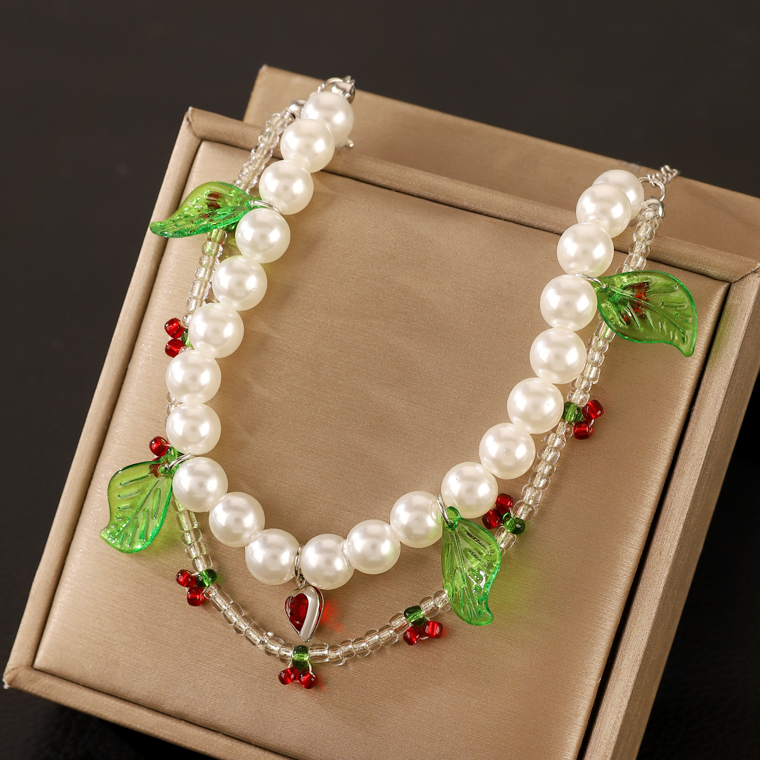 Casual, Daily Occasion IG Style Sweet Leaves Cherry Imitation Pearl Alloy Seed Bead Beaded Chain Beaded Bracelets Wholesale