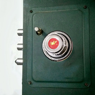 ��ʽ���I�T�i�Ԅ����i�ɓQ���l�Ґaʯţ�����¶��Q��B��C���iо